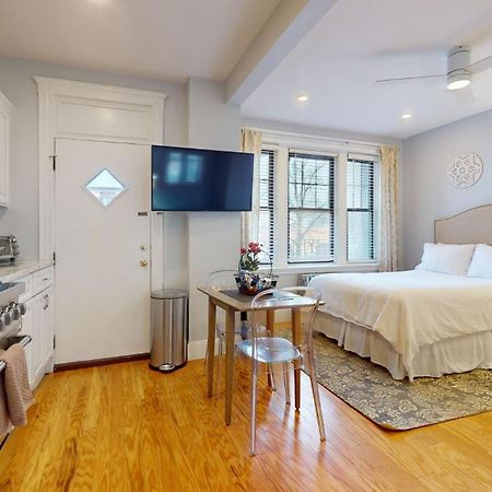 Sunny,Cozy,Near Bc,Bu,Boston,Mbta Apartment Exterior photo